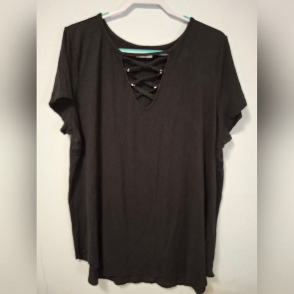 Maurices 24/7 Top Plus size 2 - Picture 1 of 2